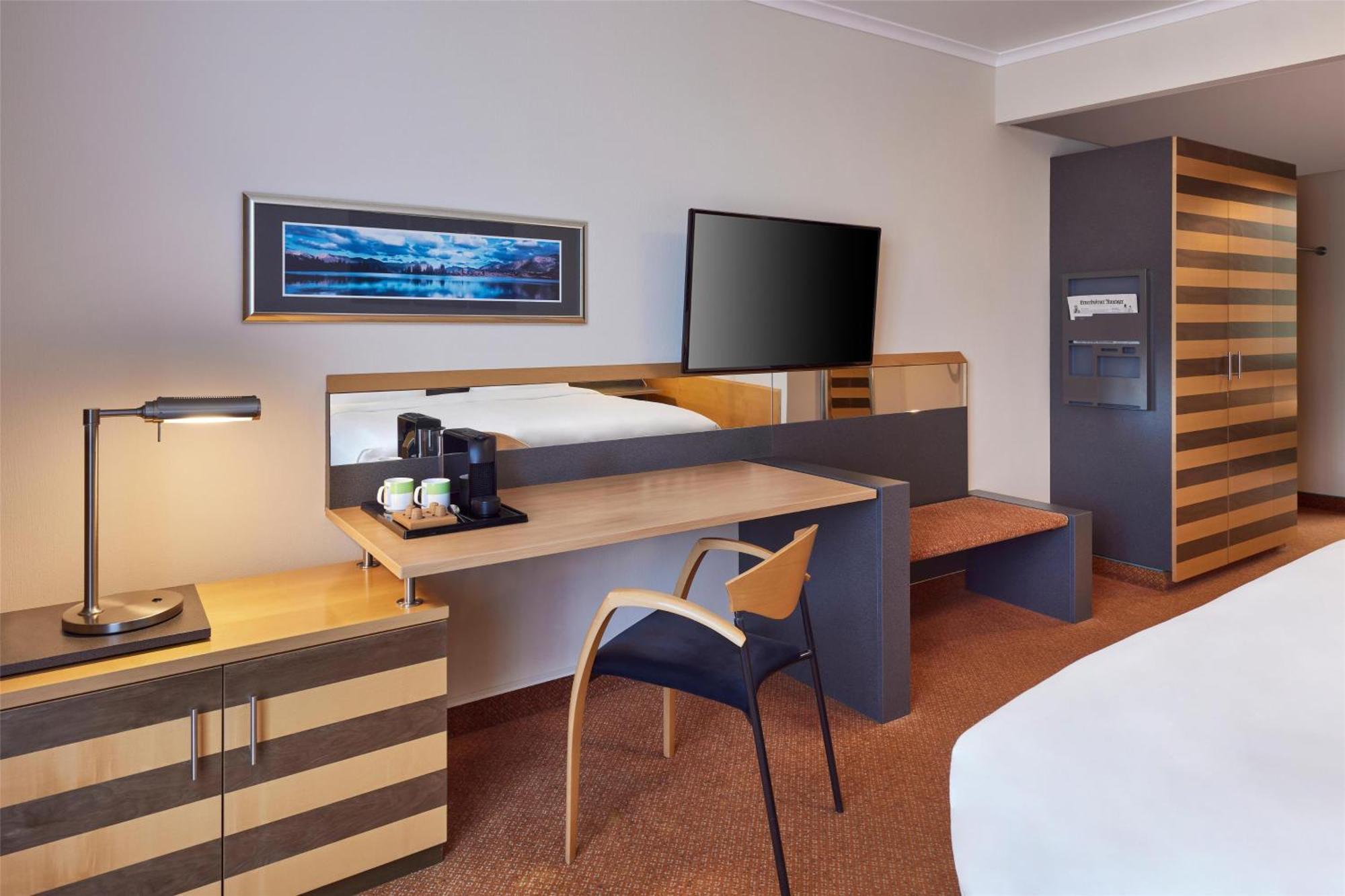 Hotel Lindner Bayarena, Part Of Jdv By Hyatt