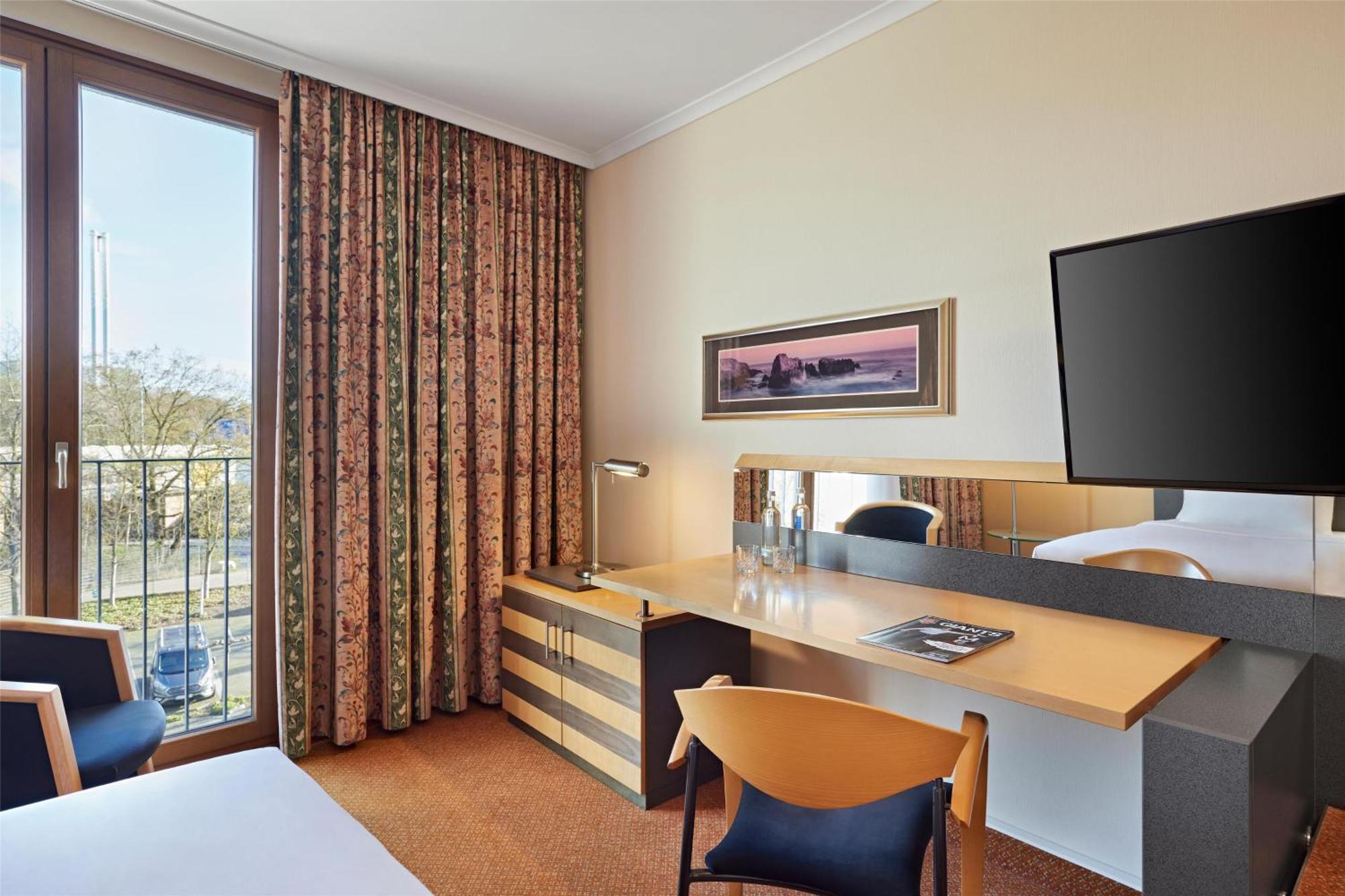 Hotel Lindner Bayarena, Part Of Jdv By Hyatt 4*